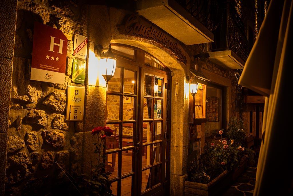 Logis Hotel Restaurant L'Ancienne Auberge Bolquere Exterior photo
